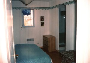 Blue bedroom plus en suite 2008